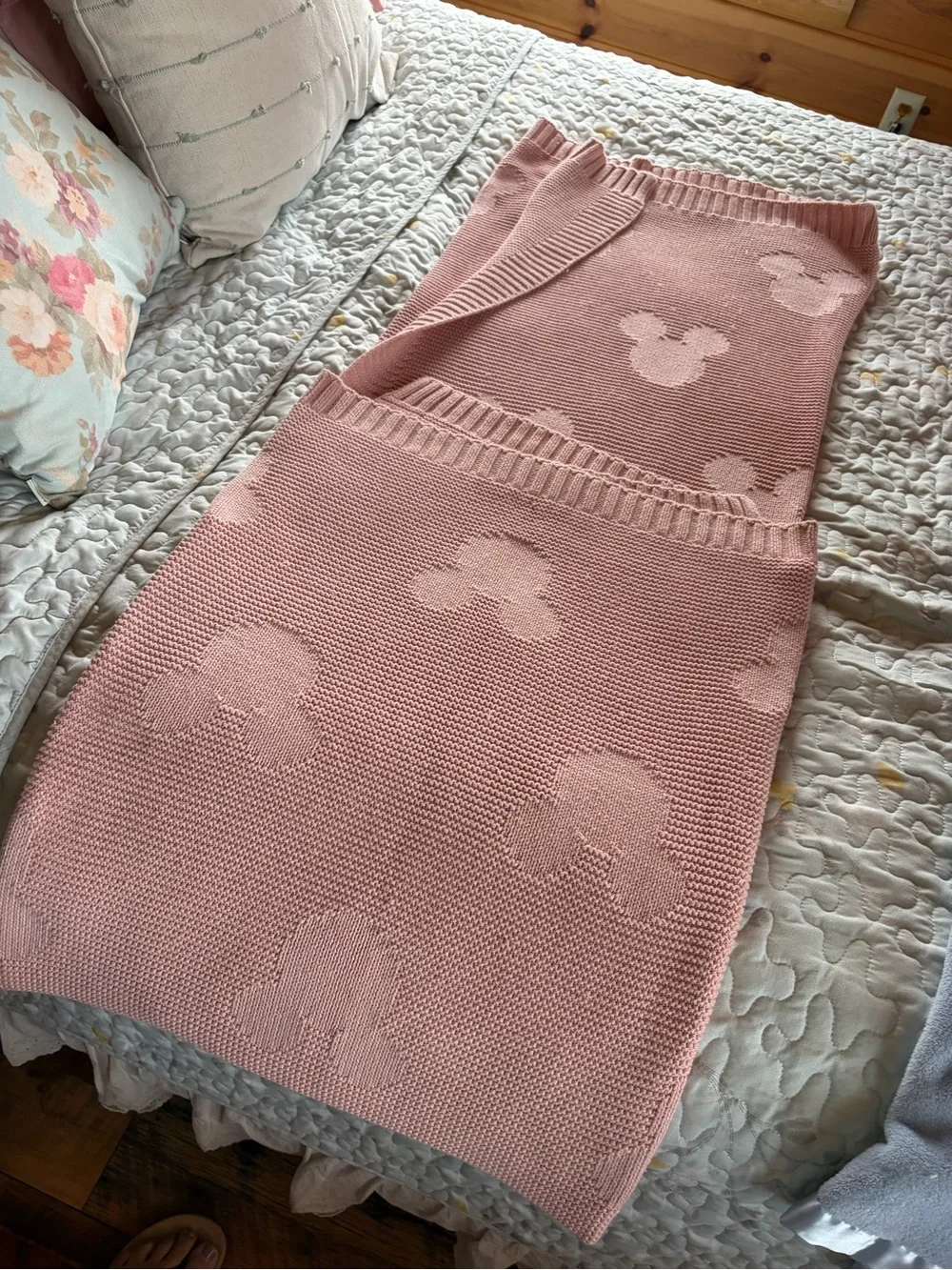 Disney Pink Mickey Mouse Knit Throw Blanket